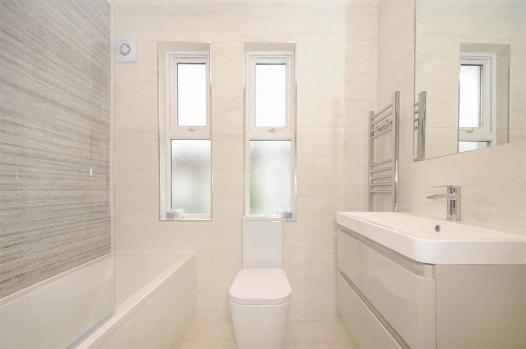 Holiday home 41 Pirbright Rd *